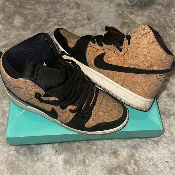 Nike Dunk - Picture 1 of 7